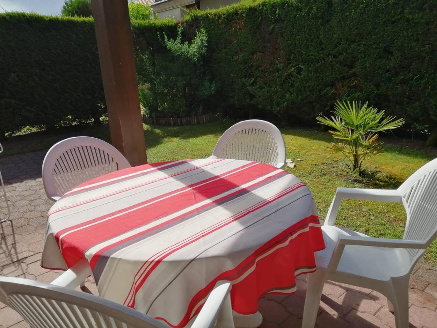 CAPBRETON Résidence LE BOSQUET AUX ECUREUILS Villa avec piscine en copropriété Esterno foto